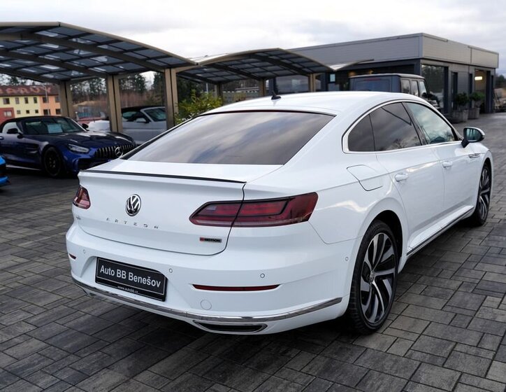 Volkswagen Arteon 6