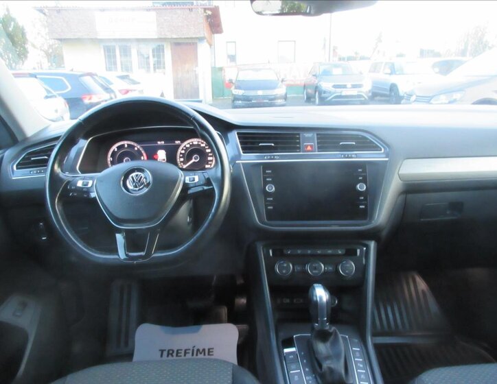 Volkswagen Tiguan Allspace 8