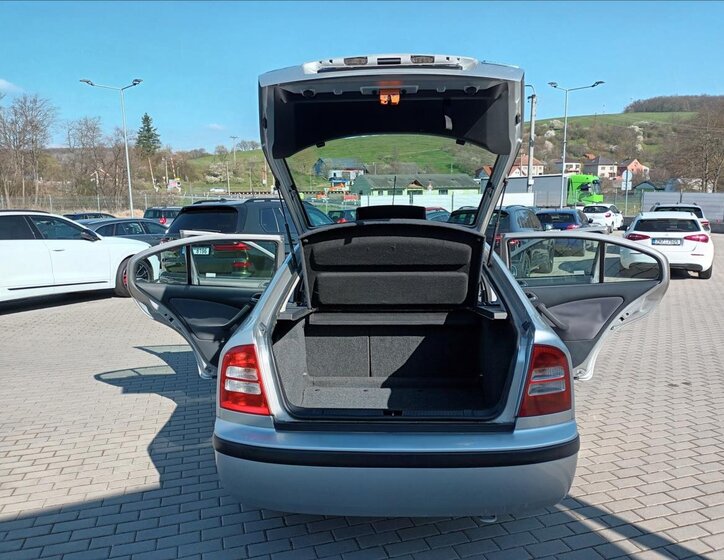 Škoda Octavia Liftback 1,9 l 81 kw