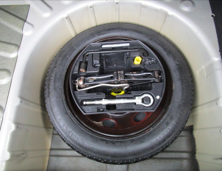 Peugeot 308 Hatchback 1,6 l 66 kw