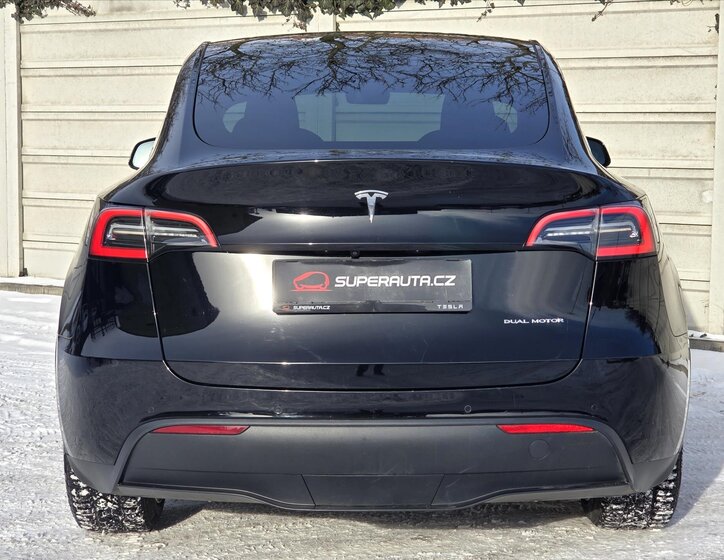 Tesla Model Y SUV 0,0 378 kw