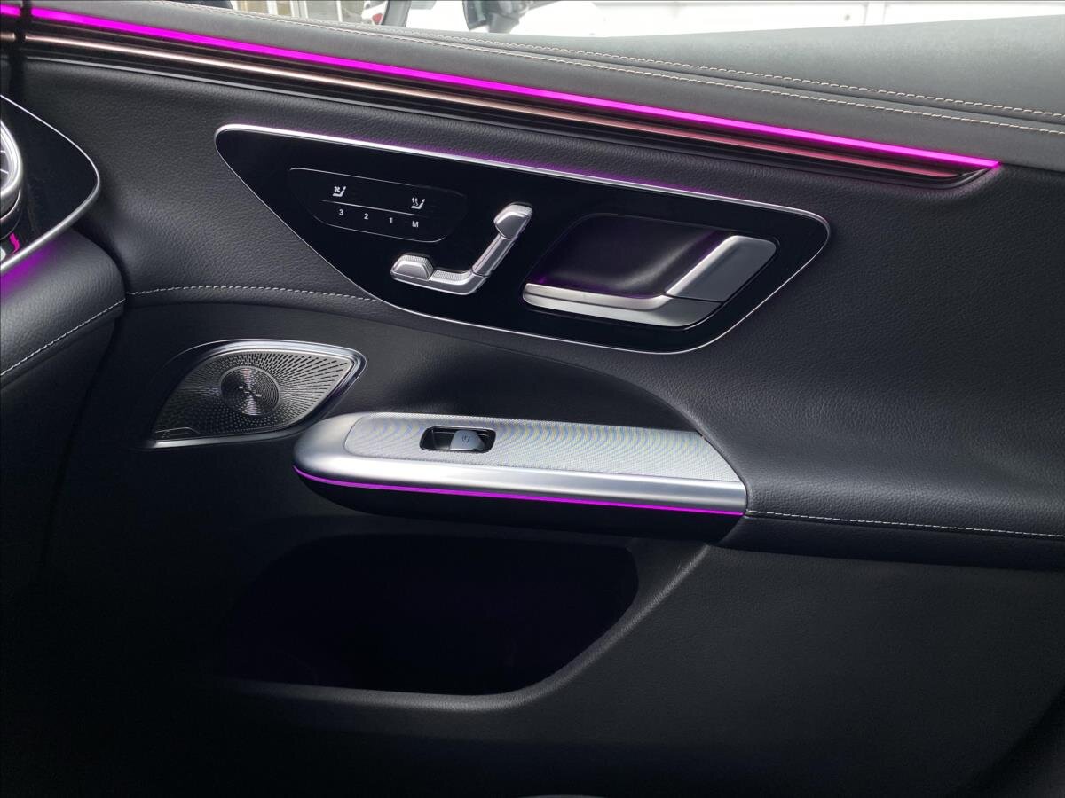 Mercedes-Benz EQE SUV / Terénní 0,0 300 kw