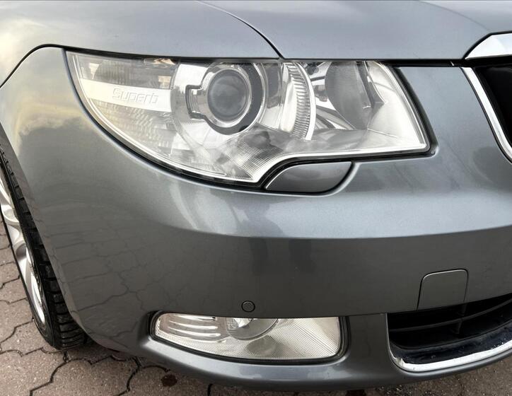 Škoda Superb 12