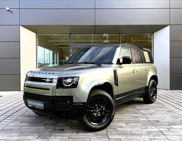 Land Rover Defender 1