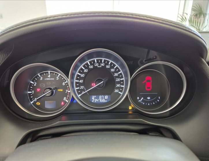 Mazda 6 Sedan 2,0 l 107 kw