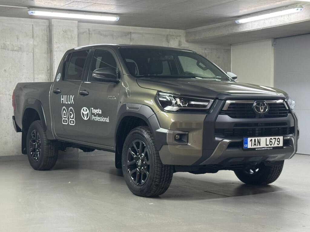 Toyota Hilux Pick-up 2,8 l 150 kw