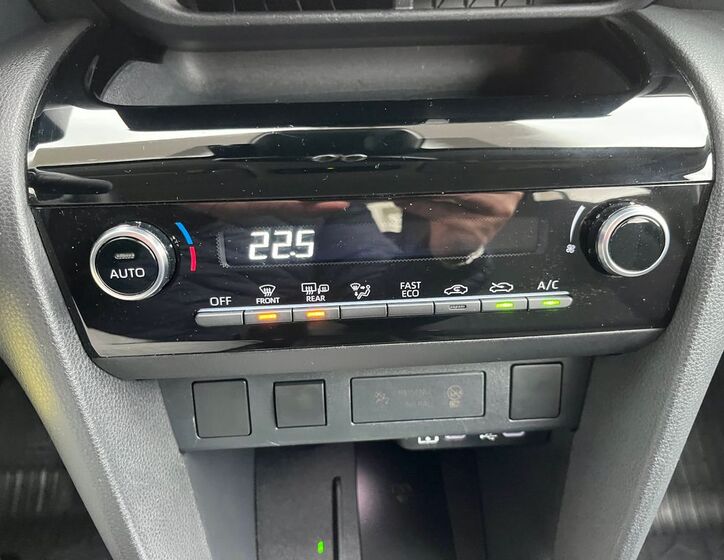 Toyota Yaris Cross 22