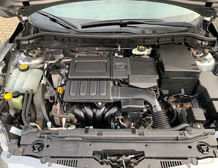 Mazda 3 25