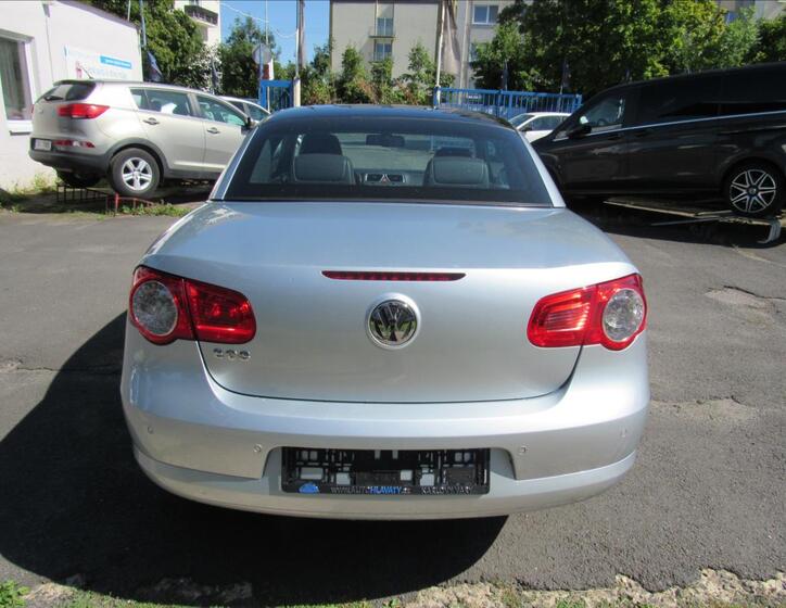 Volkswagen EOS 18