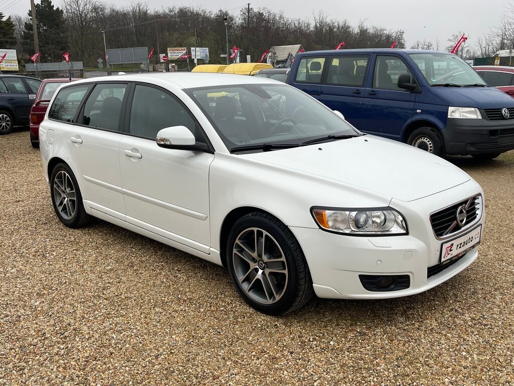 Volvo V50