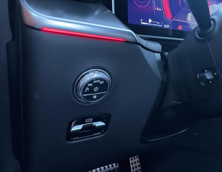 Mercedes-Benz GLC 11