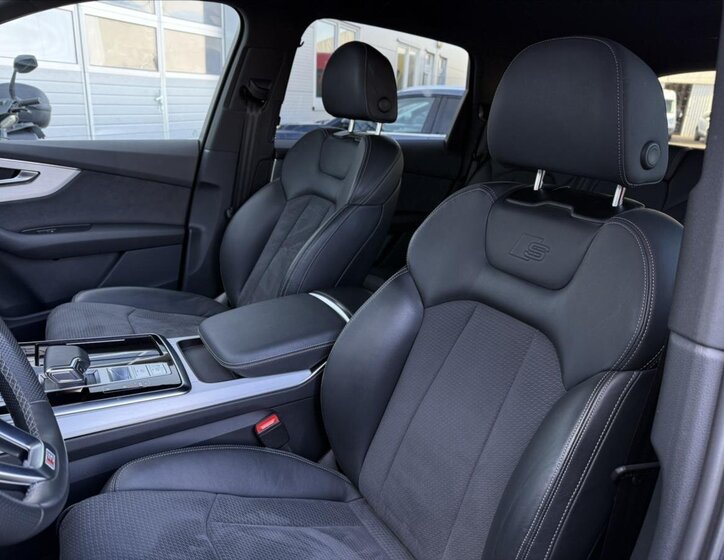 Audi Q7 SUV 3,0 l 210 kw