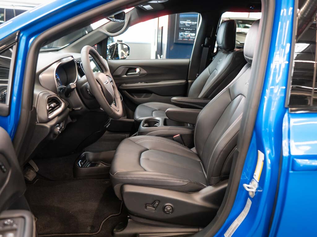 Chrysler Pacifica MPV 3,6 l 221 kw