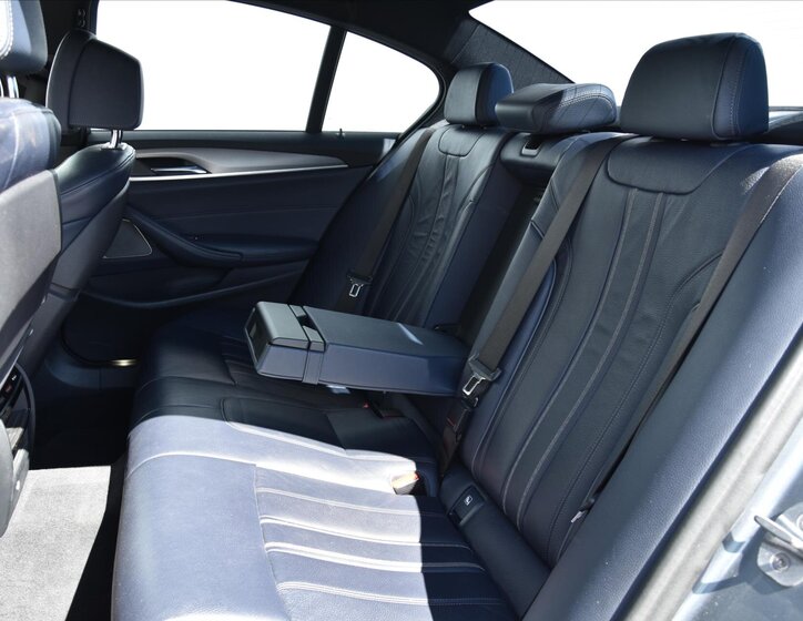BMW Řada 5 Sedan / Limuzína 3,0 l 250 kw
