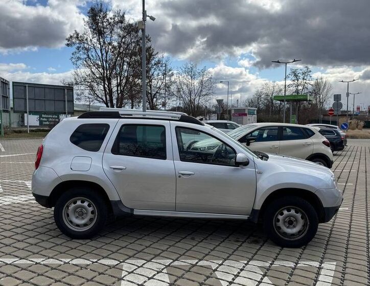 Dacia Duster 8