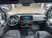 Mercedes-Benz Sprinter 12