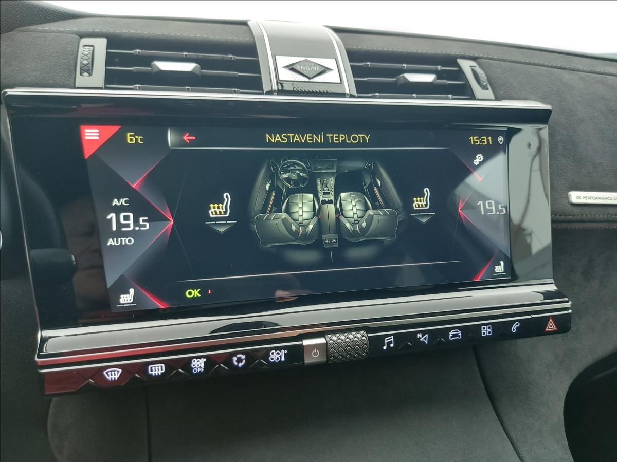 DS Automobiles DS7 Crossback