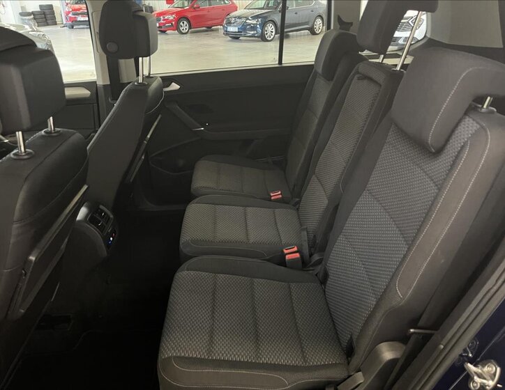 Volkswagen Touran 20