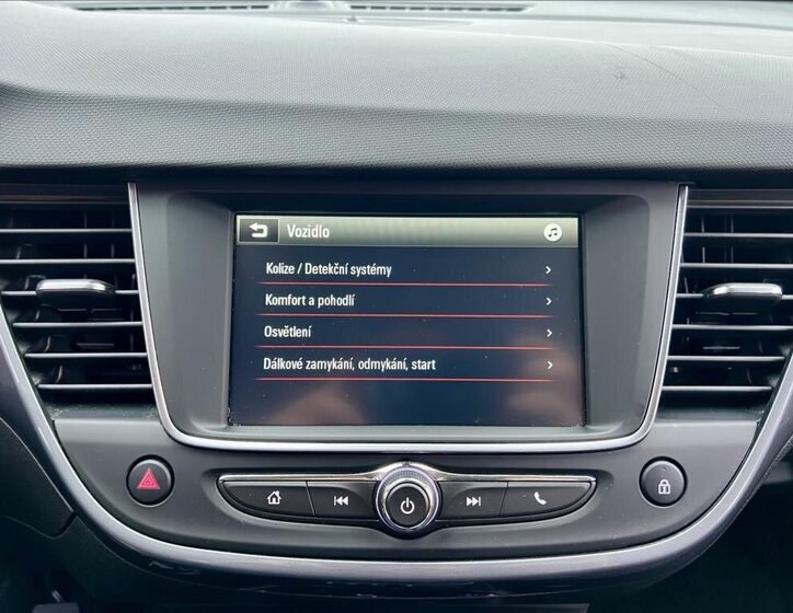 Opel Crossland X SUV 1,5 l 75 kw