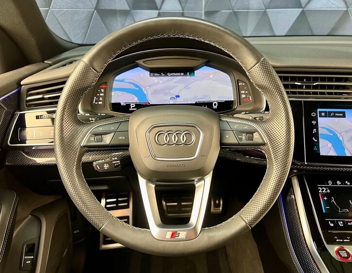Audi SQ8 SUV 4,0 l 373 kw