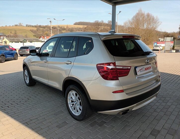 BMW X3 SUV / Terénní 2,0 l 135 kw