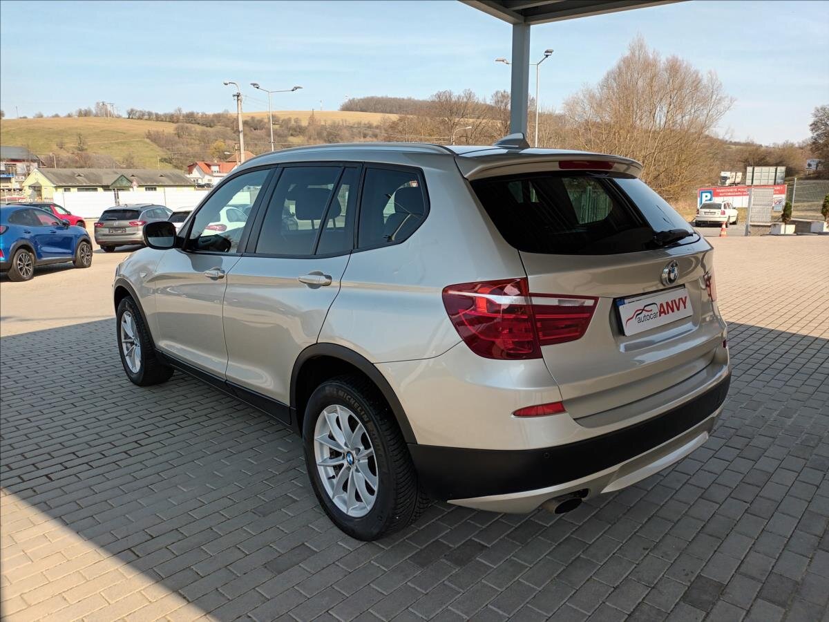 BMW X3 SUV / Terénní 2,0 l 135 kw
