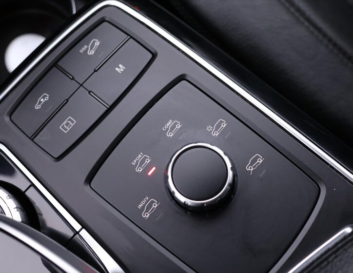 Mercedes-Benz GLE 27