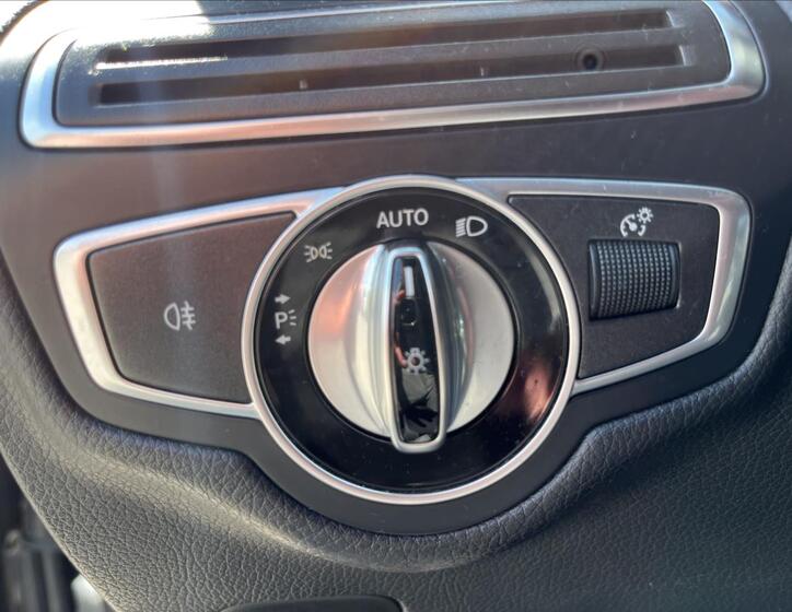 Mercedes-Benz GLC 28