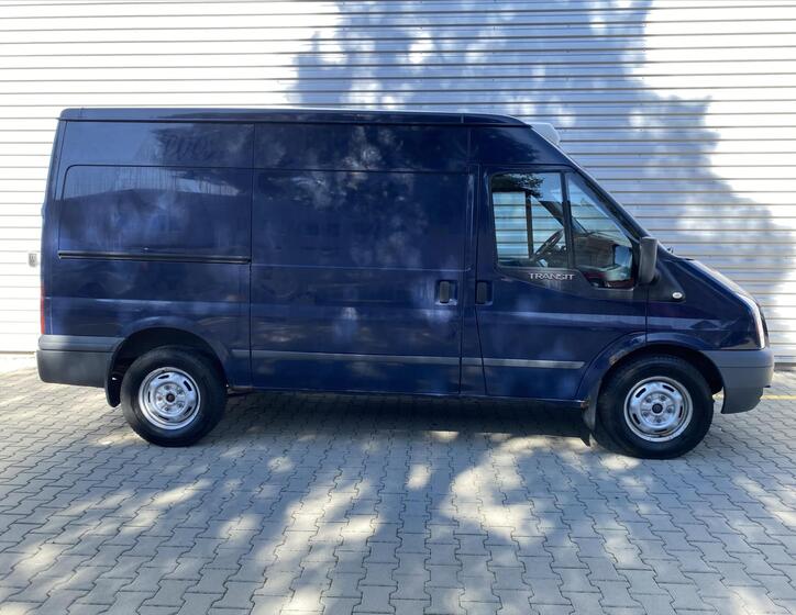 Ford Transit 19