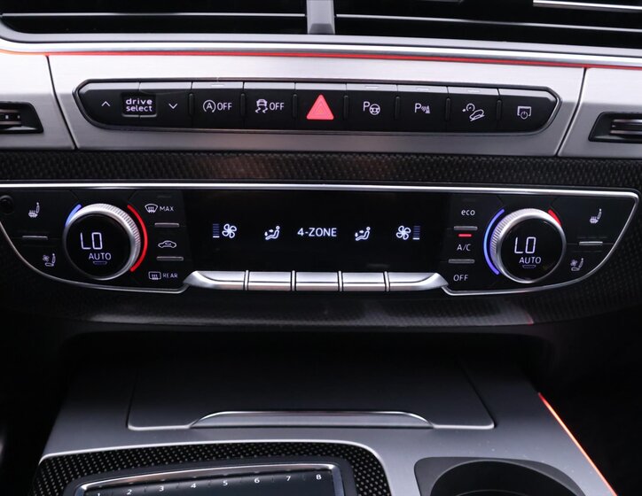 Audi SQ7 SUV 4,0 l 320 kw