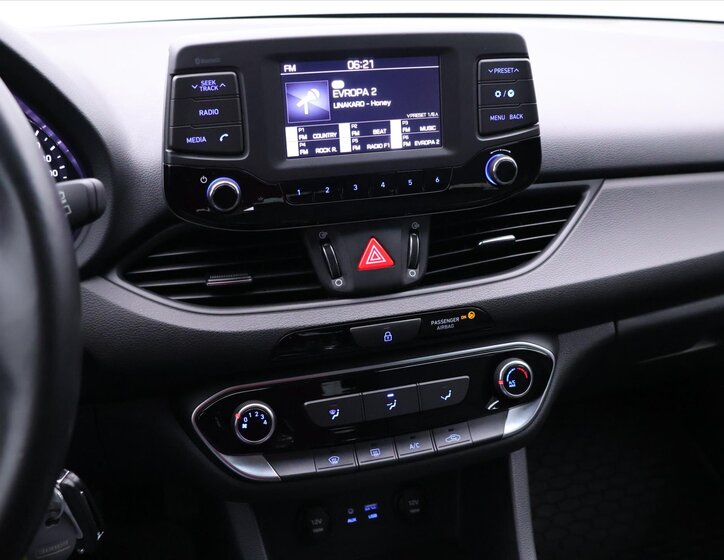 Hyundai i30 Hatchback 1,4 l 73 kw