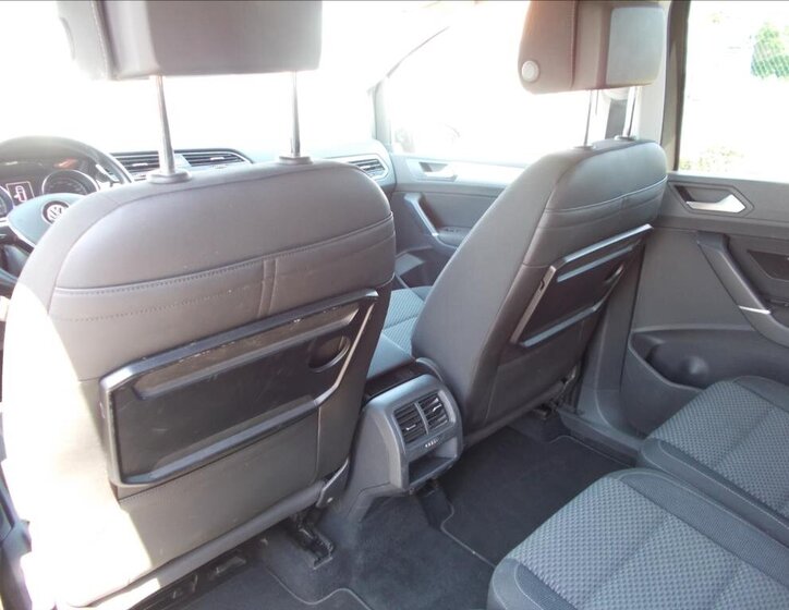 Volkswagen Touran 16