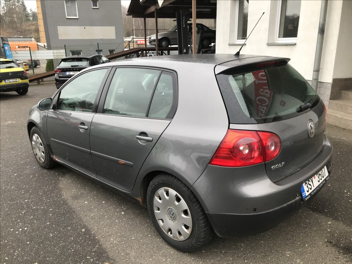 Volkswagen Golf Hatchback 1,6 l 75 kw