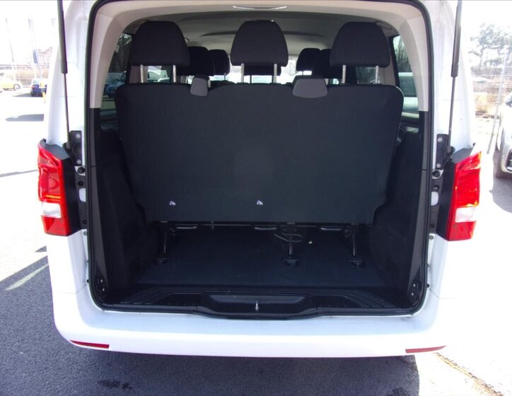 Mercedes-Benz Vito Kombi 2,1 l 120 kw