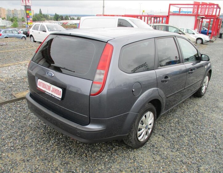 Ford Focus Kombi 1,6 l 74 kw