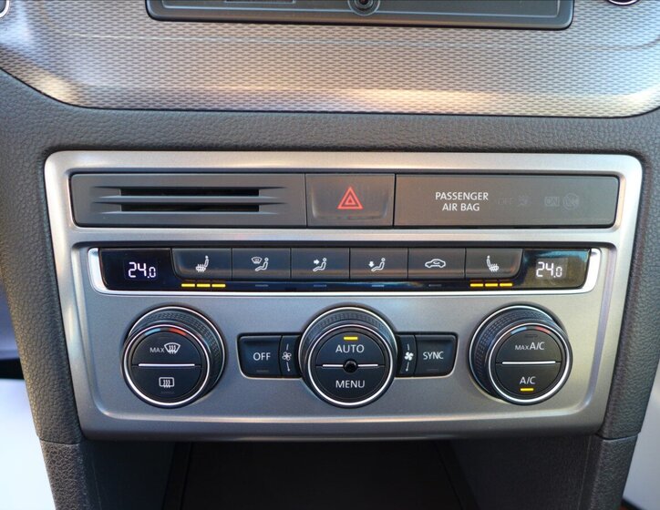 Volkswagen Golf Sportsvan Kombi 1,2 l 63 kw