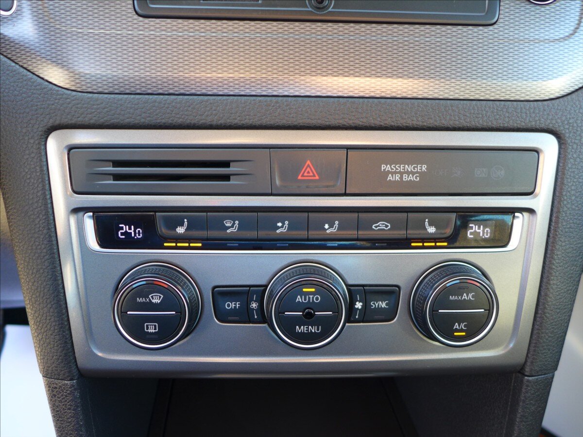 Volkswagen Golf Sportsvan Kombi 1,2 l 63 kw