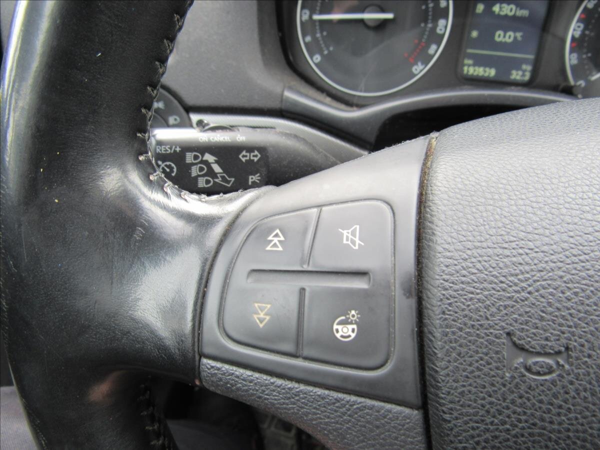 Škoda Octavia Sedan / Limuzína 1,6 l 85 kw