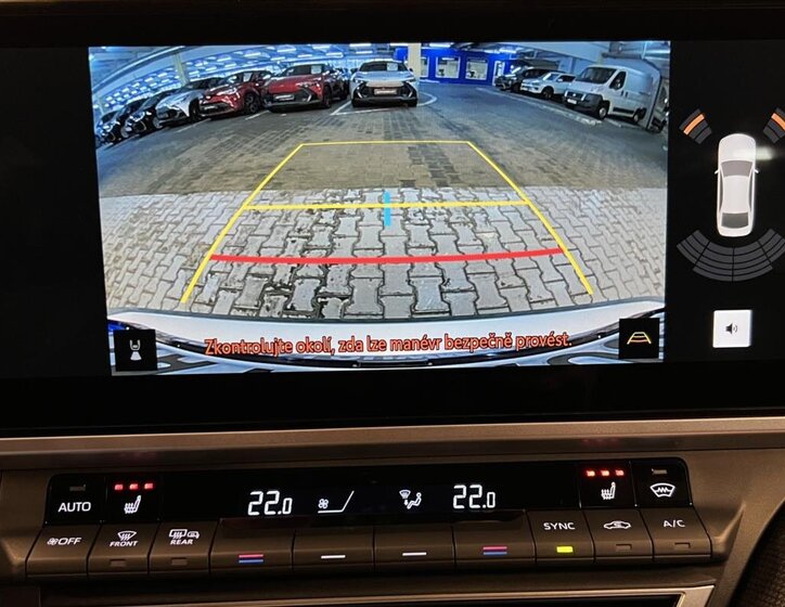 Toyota Camry Sedan 2,5 l 137 kw