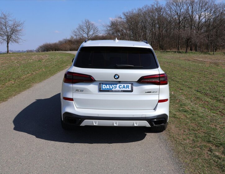 BMW X5 SUV / Terénní 3,0 l 250 kw