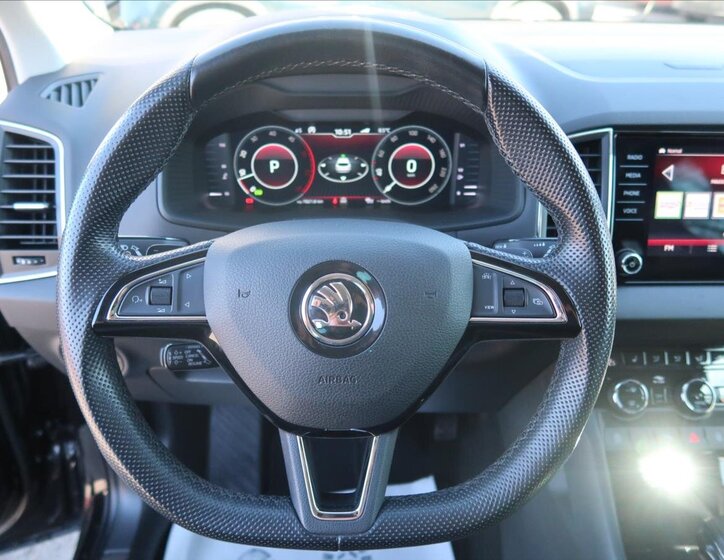 Škoda Karoq SUV / Terénní 1,6 l 85 kw