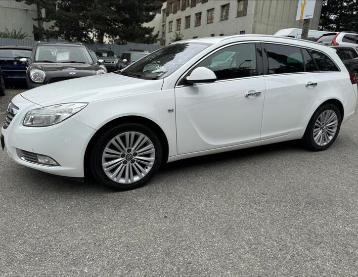 Opel Insignia 12