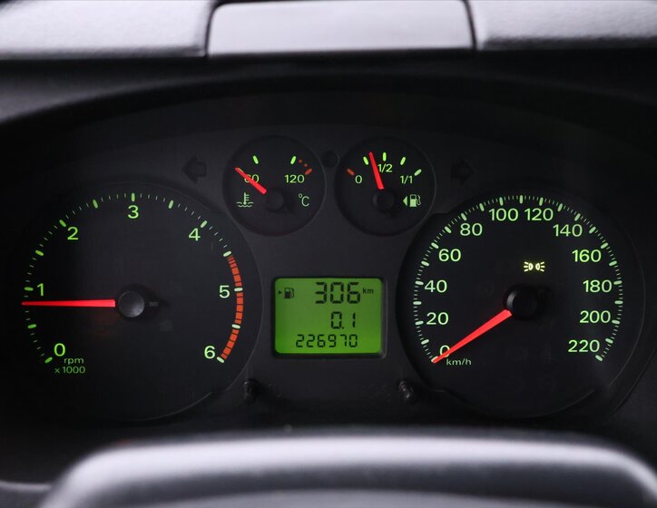 Ford Transit Kombi 2,2 l 63 kw