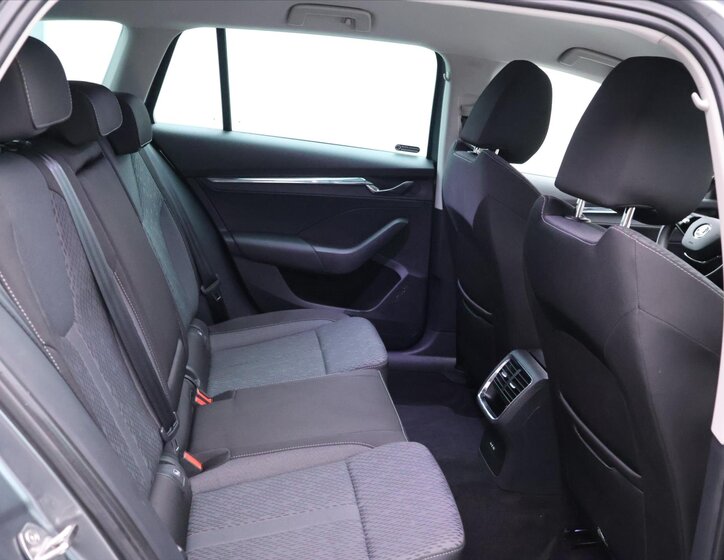 Škoda Octavia Kombi 1,5 l 110 kw