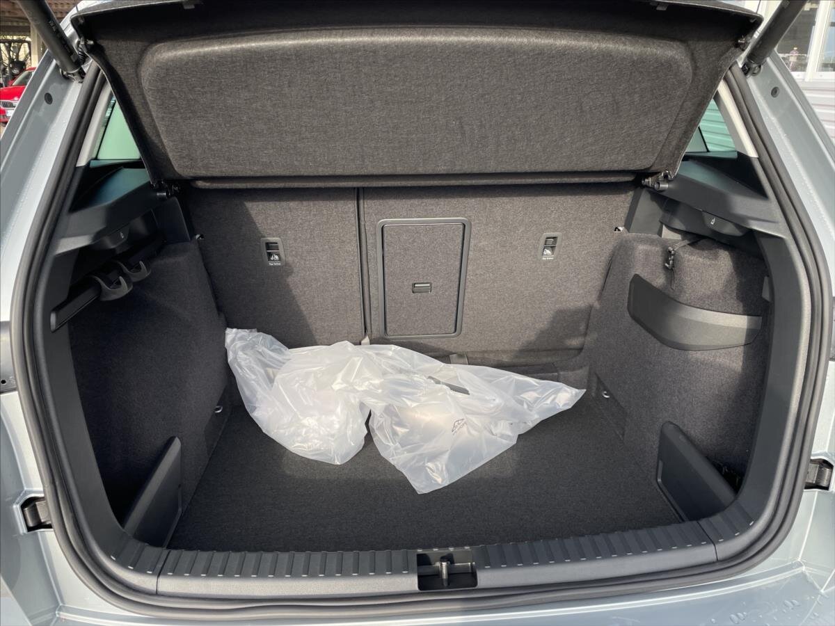 Škoda Karoq Sedan / Limuzína 0,0 110 kw