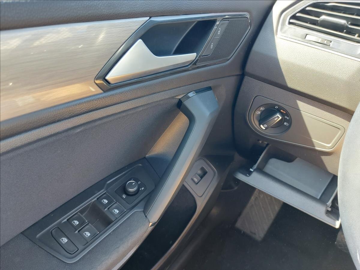 Volkswagen Tiguan Allspace SUV / Terénní 2,0 l 132 kw