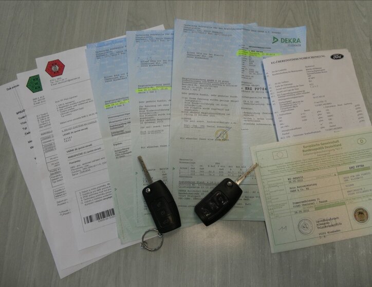 Ford S-MAX MPV 2,0 l 107 kw