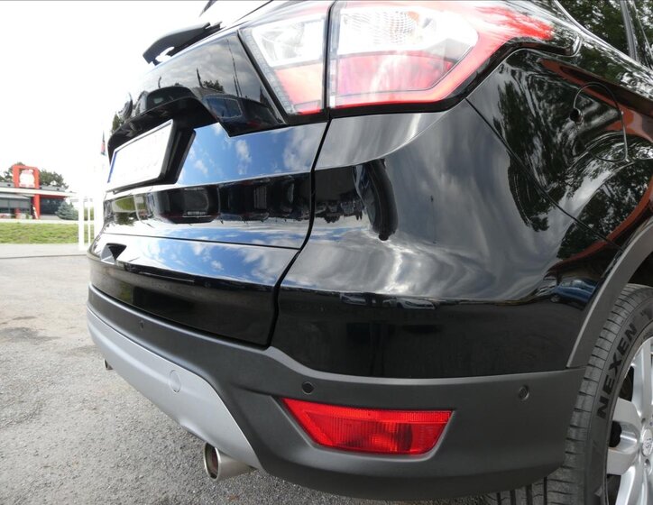 Ford Kuga SUV 1,5 l 110 kw