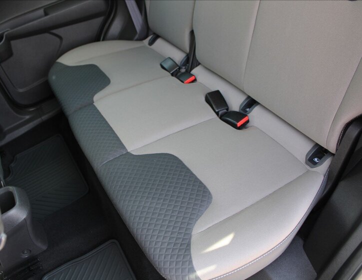 Ford Tourneo Courier MPV 1,5 l 73 kw