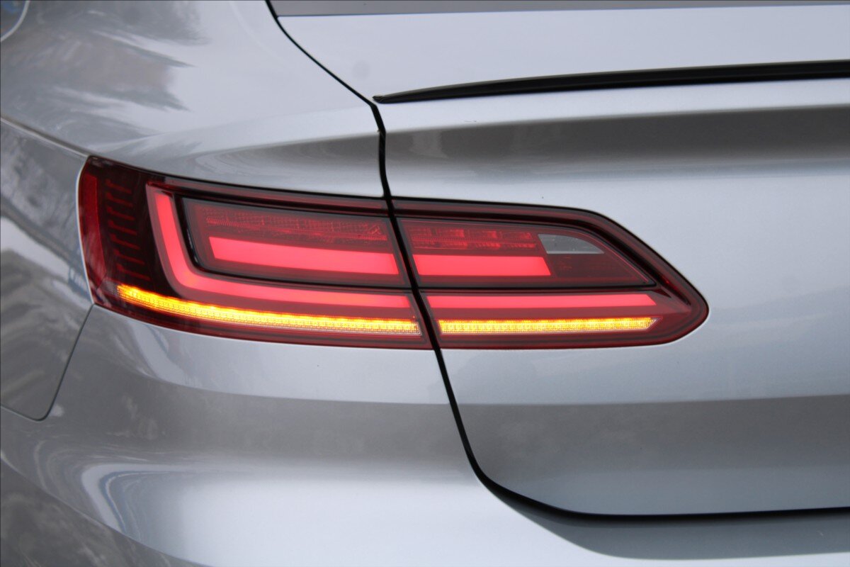 Volkswagen Arteon Liftback 2,0 l 176 kw